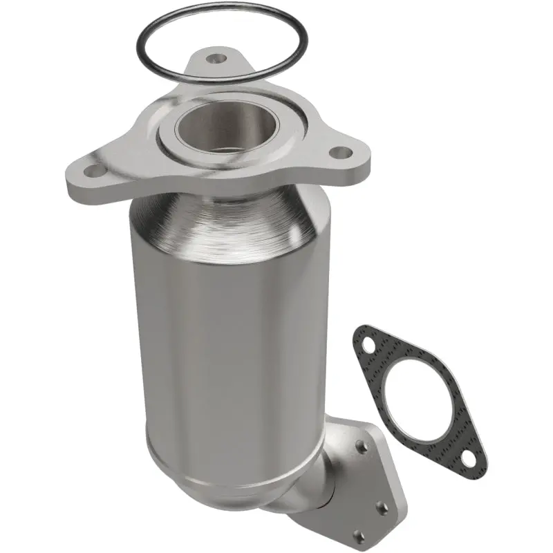 Magnaflow 2.5 Underbody Direct Fit Converter For 14-15 Impala 1
