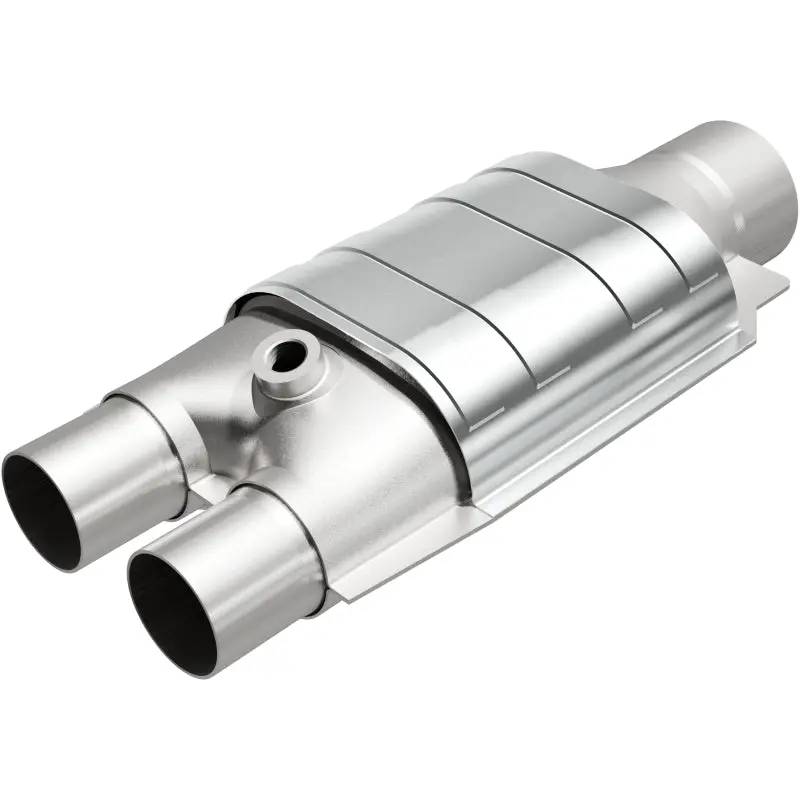 Magnaflow Catalytic Converter Universal 3 Inch/2 Inch Single/Dual With O2 Compatible With 1996-2002 Chevrolet Express 1500/2500 And Gmc Savana 1500/2500 1