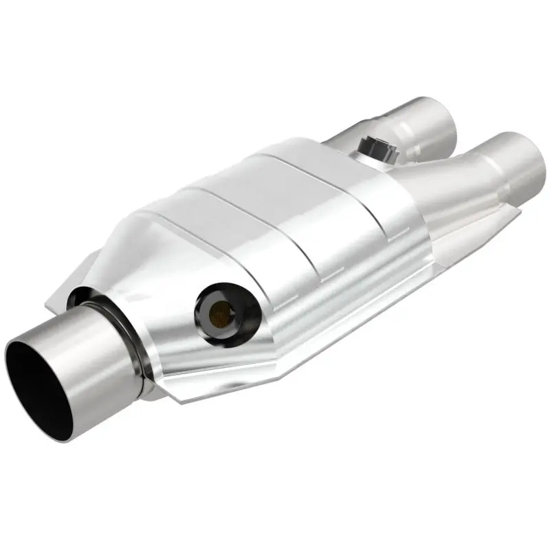 Magnaflow Conv Universal 2.5/2 Single/Dual O2 For Dodge Ram 1500 1994-2001 And Ram 2500/3500 1994-2002 1