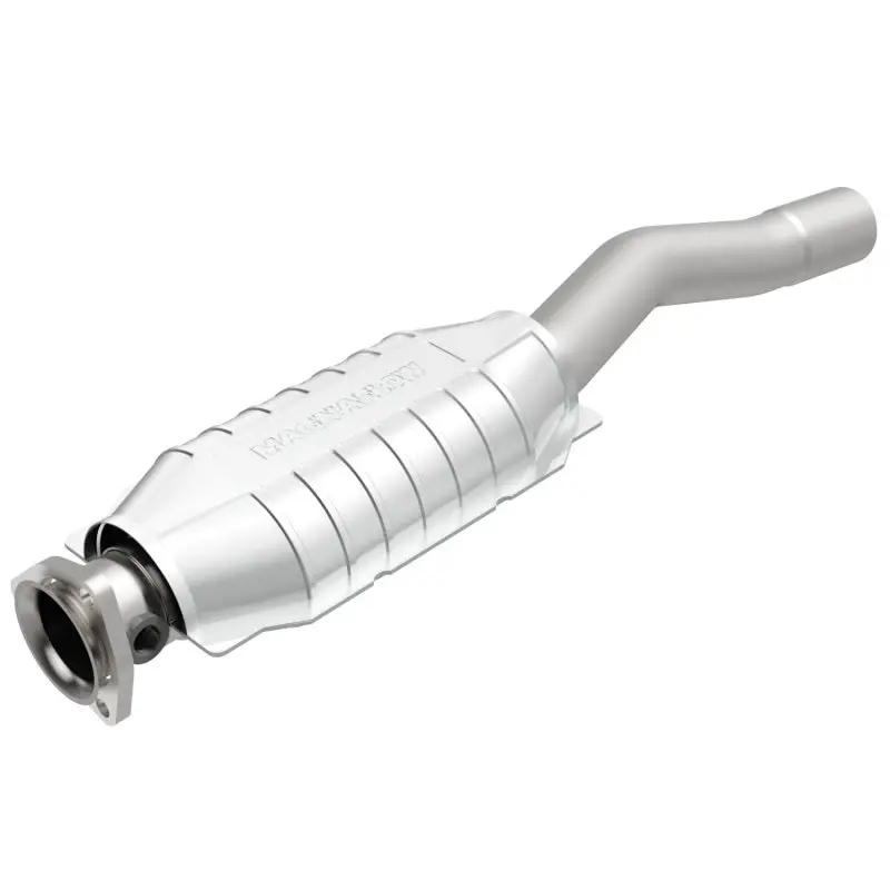 Magnaflow Conv Volvo 28.75X6.5X4 2.5/2.38 Direct-Fit Catalytic Converter For 1985-1995 Volvo 740 940 2