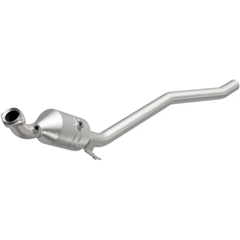 Magnaflow Direct-Fit Catalytic Converter 2006-2011 R350 3.5L Underbody 2