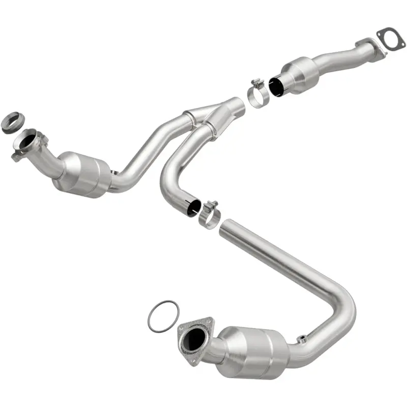 Magnaflow Direct Fit Catalytic Converter 2011-2014 Express 1500 4.3L Underbody 1