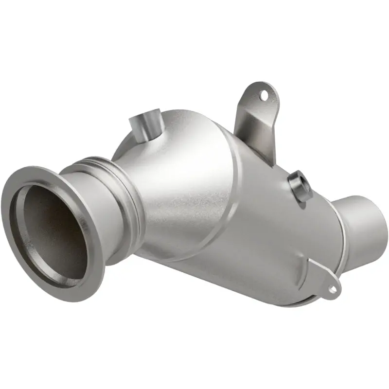 Magnaflow Direct-Fit Catalytic Converter 2015 Bmw 640I/740I Underbody 1