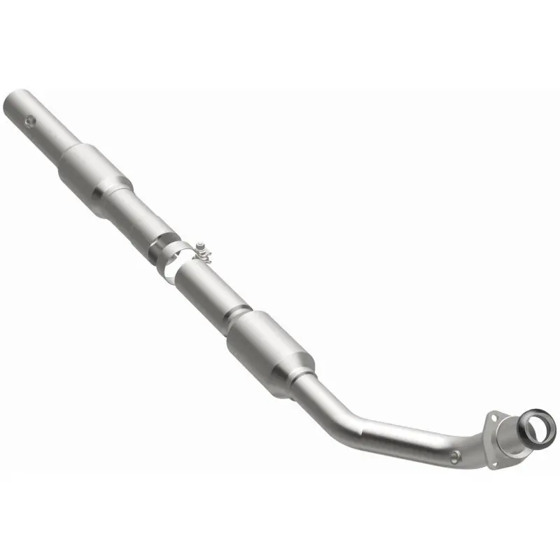 Magnaflow Direct Fit Catalytic Converter For 97-00 Chevrolet Express 1500 5.7 Oem Undrbdy 2
