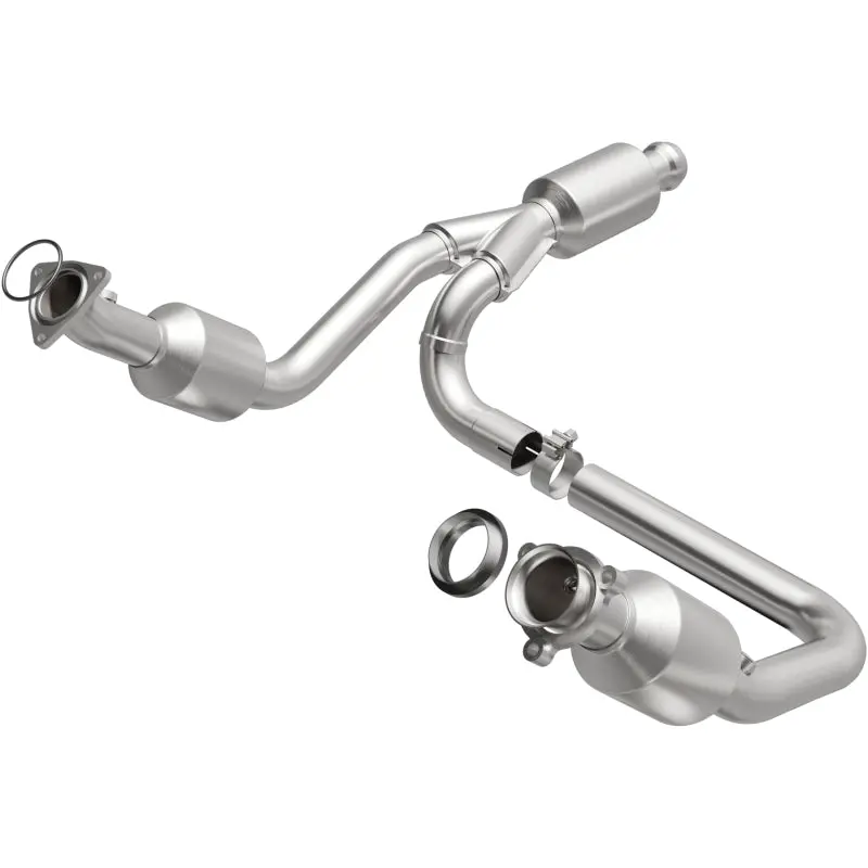Magnaflow Underbody Direct-Fit Catalytic Converter For Chevrolet Silverado 1500 14-15 1