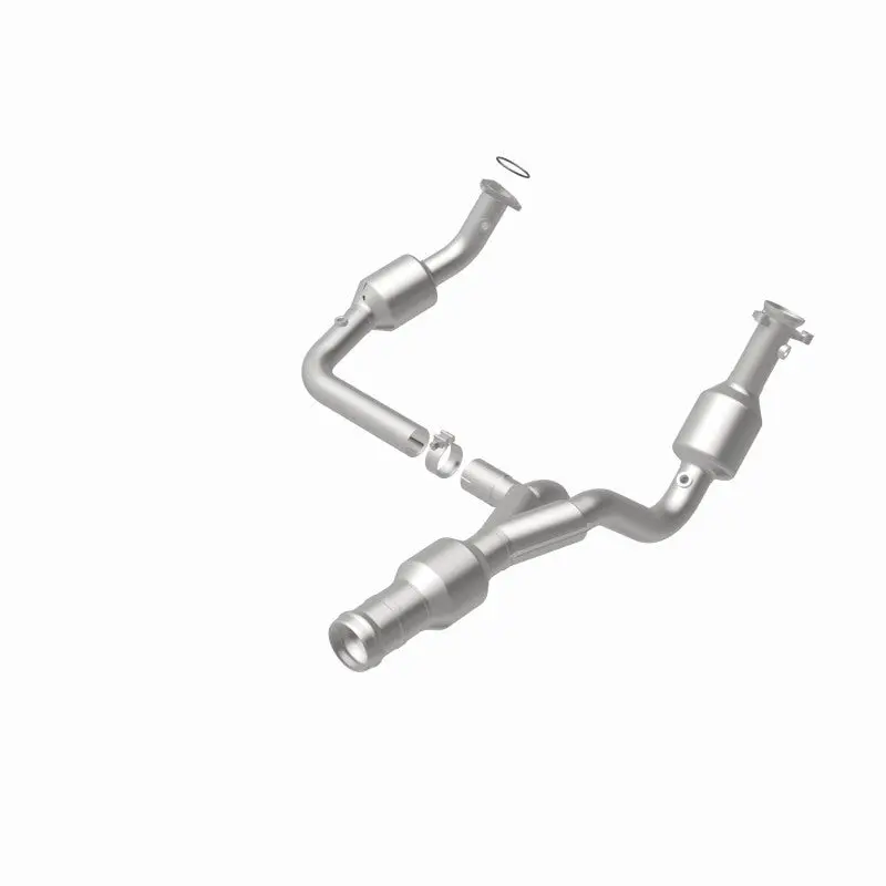 Magnaflow Underbody Direct Fit Converter 11-14 Escalade 6.2 2
