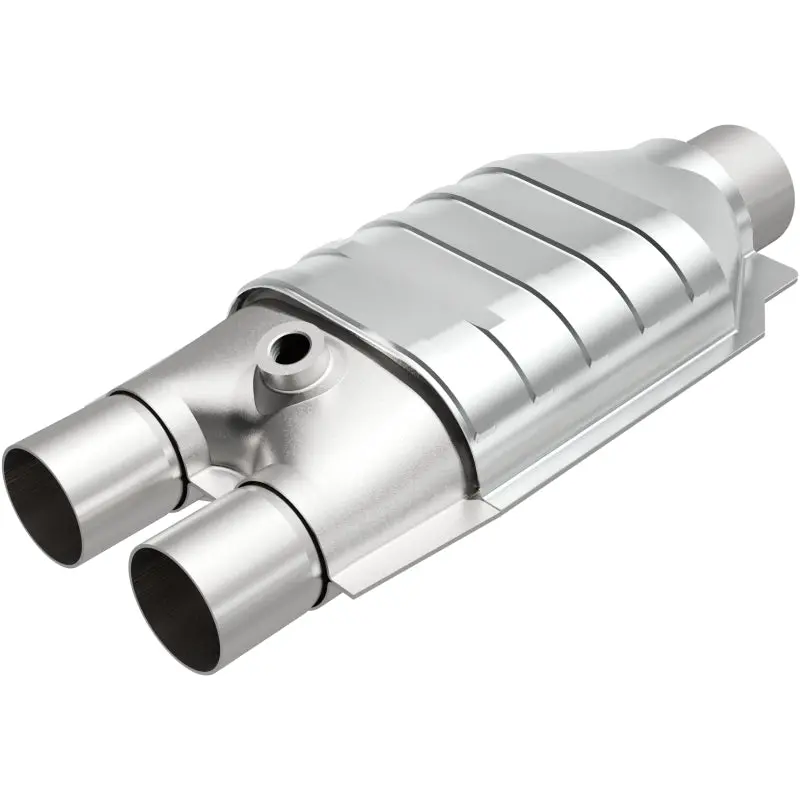 Magnaflow Universal 2/2.5 Inch Single O2 Boss Catalytic Converter 1991-1997 Bmw 850Ci 850Csi 850I, 1994-1995 Dodge Ram 2500 3500 1