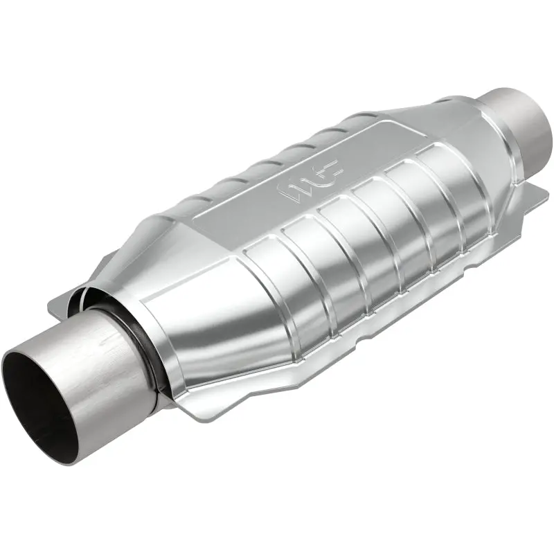 Magnaflow Universal Catalytic Converter 2.5In Center/Center Oval 12In L X 6.5In W X 16In L - Fits Various Vehicles 2